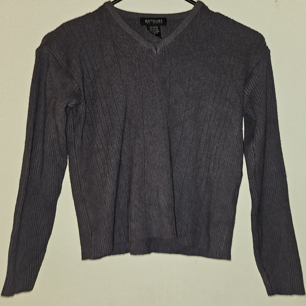 Britches long sleeve v neck top